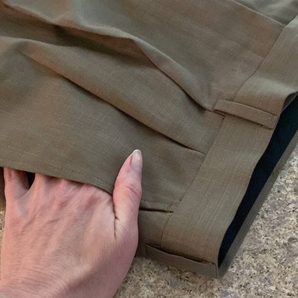NWT Perry Ellis America Brown Dress Pants With Pleats and Cuffed Bottoms W34xL30 - Picture 4 of 15